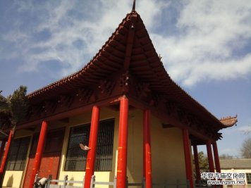 正念正心國學院院長靳新國一行到河南安陽龍泉禪寺參訪